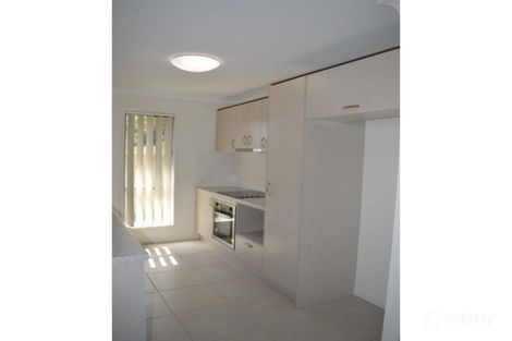 2/30 Navickas Cct, Redbank Plains, QLD 4301