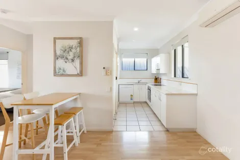 Property photo of 20/7-13 Beach Road Coolum Beach QLD 4573