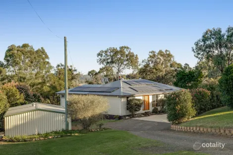 70 Valley View Dr, Meringandan West, QLD 4352