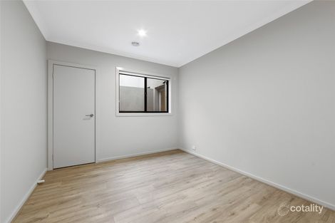 Property photo of 5 Hedgeley Avenue Deanside VIC 3336