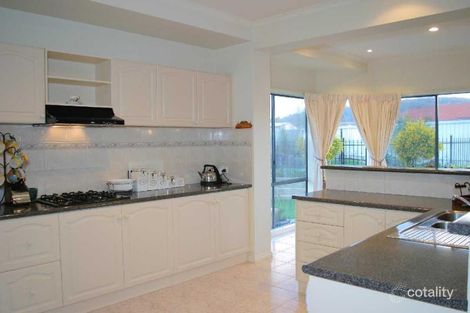Property photo of 22 Claremont Way Lysterfield VIC 3156