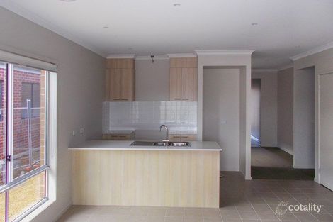 Property photo of 3 Baloo Walk Werribee VIC 3030