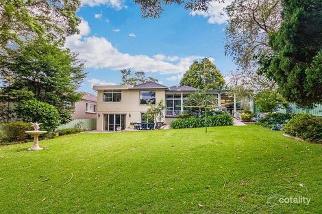 Property photo of 2 Mungarra Avenue St Ives NSW 2075