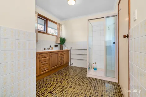 Property photo of 20 Burns Close Dromana VIC 3936