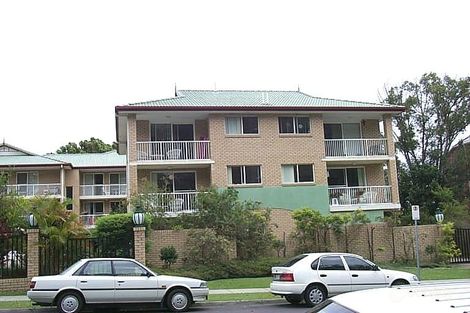 10/16 Whitby St, Southport, QLD 4215