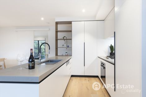 Property photo of 23/468 Middleborough Road Blackburn VIC 3130