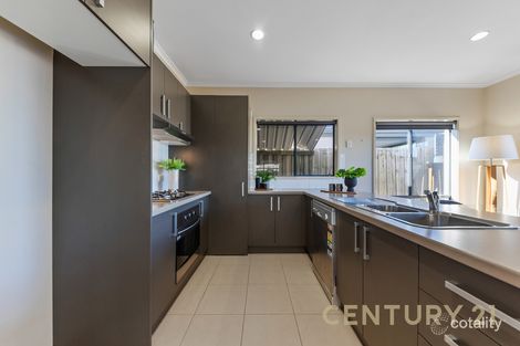 Property photo of 9/120 Ahern Road Pakenham VIC 3810
