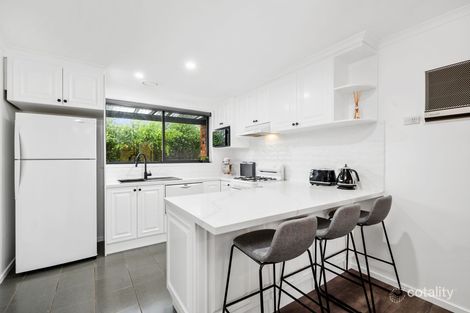 Property photo of 2/6 Torquay Road Belmont VIC 3216