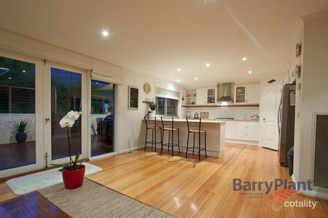 Property photo of 11 North Hidden Valley Circuit Beaconsfield VIC 3807