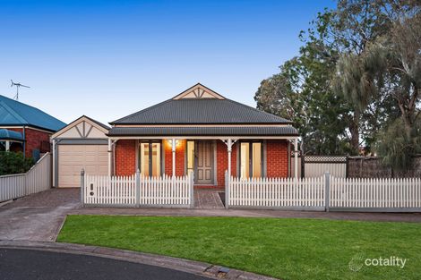 13 Netherton Pl, Caroline Springs, VIC 3023