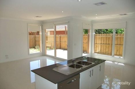 Property photo of 7 Imperial Avenue Mount Waverley VIC 3149