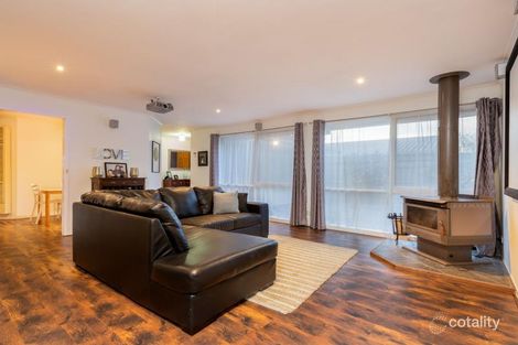 Property photo of 33 Warrawee Circuit Frankston VIC 3199