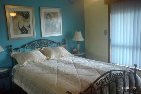 Property photo of 32 Kent Road Lalor VIC 3075