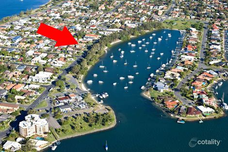 Property photo of 4/29 Mallard Avenue Paradise Point QLD 4216