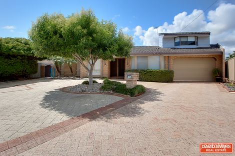 19 Auld Ct, Waikiki, WA 6169