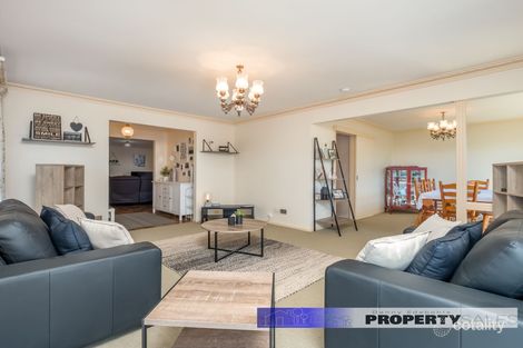 Property photo of 7 McMillan Court Newborough VIC 3825