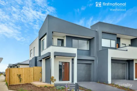 Property photo of 22 Woolspinner Crescent Wyndham Vale VIC 3024