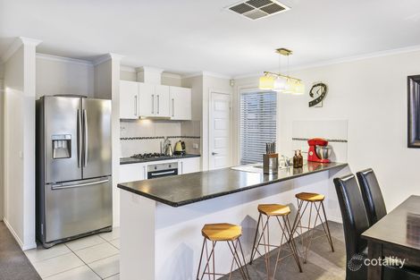 Property photo of 14 Myhaven Circuit Carrum Downs VIC 3201