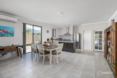 Property photo of 4 Castellar Pass Yalyalup WA 6280