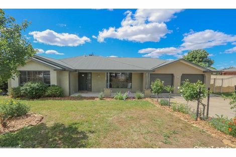 Property photo of 15 Howarth Close Abercrombie NSW 2795