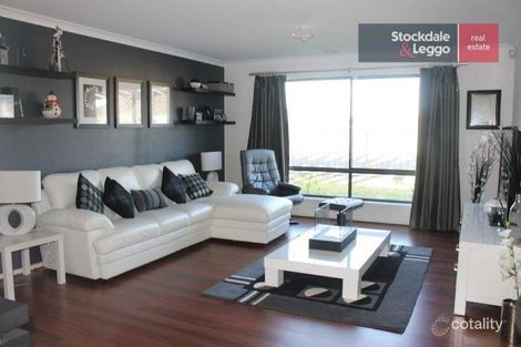 Property photo of 8 Freeman Drive Pakenham VIC 3810