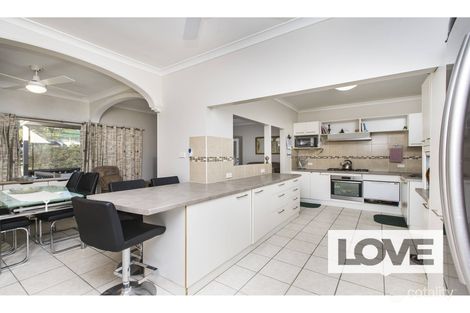 Property photo of 2 Taree Avenue Telarah NSW 2320