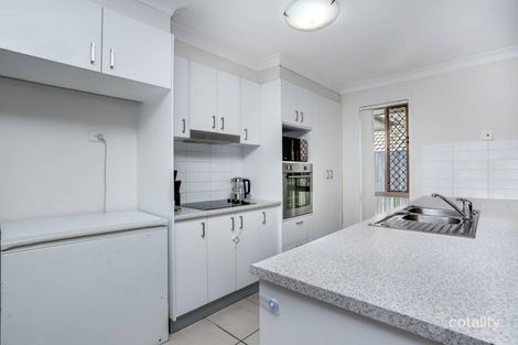 Property photo of 4 Yarrow Court Bundamba QLD 4304