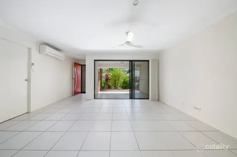 1/1 Crows Ash Pl, Kuluin, QLD 4558