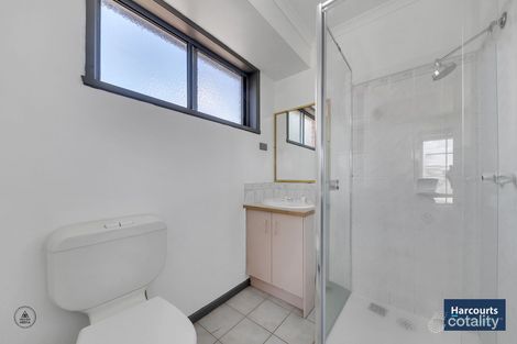 Property photo of 10 Curlew Place Werribee VIC 3030