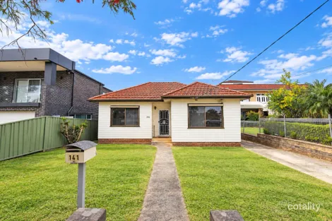 141 Acacia Ave, Greenacre, NSW 2190