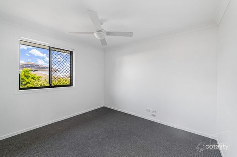 Property photo of 41 Hillview Crescent Little Mountain QLD 4551