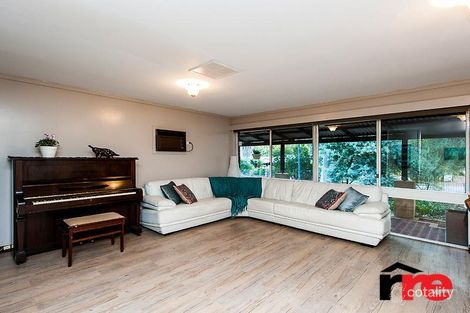 Property photo of 9 Dreyer Road Roleystone WA 6111