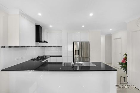 Property photo of 13 Ainslie Place Smithfield QLD 4878
