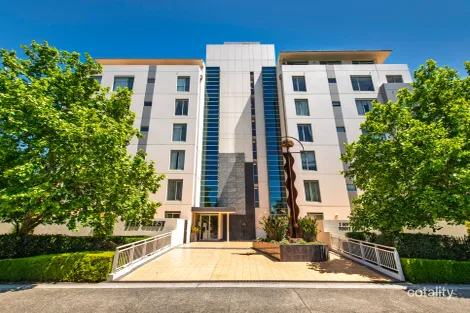 4005/2 Sovereign Point Ct, Doncaster, VIC 3108