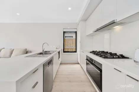 Property photo of 14 Sicily Road Clyde VIC 3978