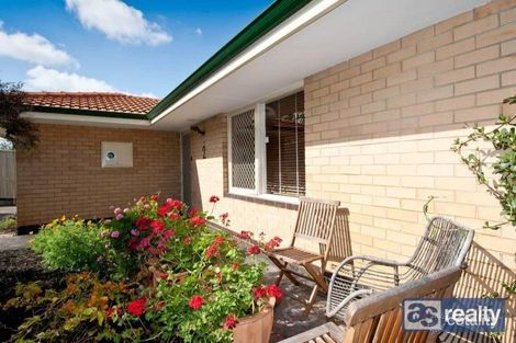 Property photo of 2 Sanderson Street Embleton WA 6062