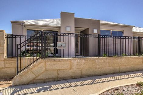 4 Somerford Prom, Wellard, WA 6170