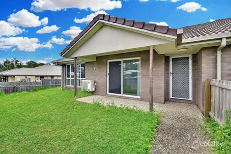 2/1 Innes Cres, Bundamba, QLD 4304