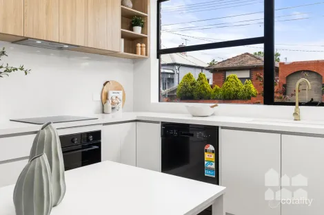 Property photo of 21 Swan Street Footscray VIC 3011