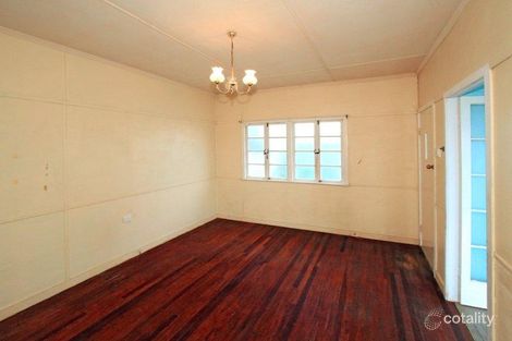 Property photo of 24 Bowen Terrace The Range QLD 4700
