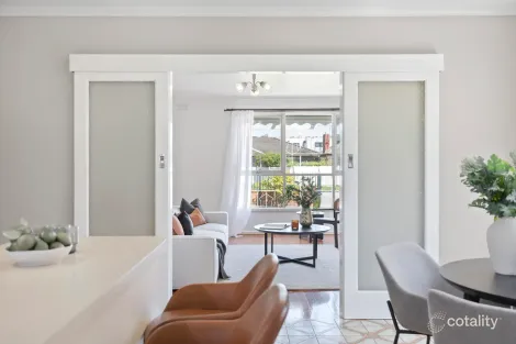 Property photo of 120 Chesterville Road Cheltenham VIC 3192