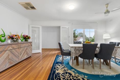 Property photo of 35 Windella Quadrant Doncaster VIC 3108