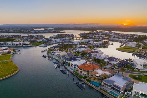 Property photo of 52 Royal Albert Crescent Paradise Point QLD 4216