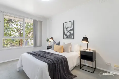 Property photo of 120 Chesterville Road Cheltenham VIC 3192