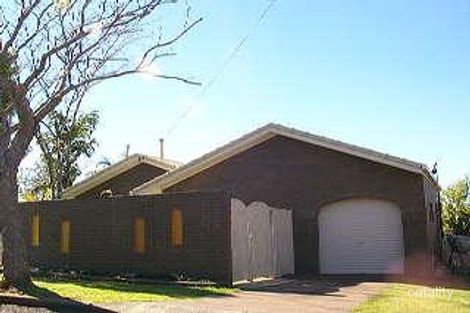 2 Robyn St, Centenary Heights, QLD 4350