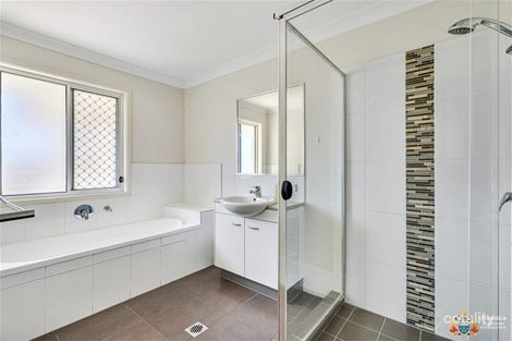 Property photo of 2 Ritz Drive Coomera QLD 4209
