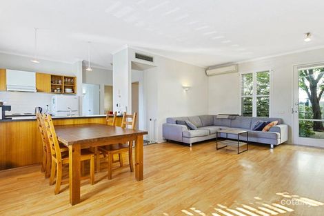 Property photo of 4/116-140 Drummond Street Carlton VIC 3053