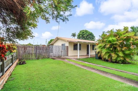 15 Owen Cres, Urangan, QLD 4655