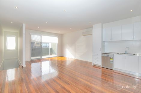 Property photo of 13 Grattan Cove Craigieburn VIC 3064