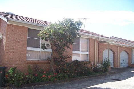 Property photo of 2/22 Lionel Street Ingleburn NSW 2565